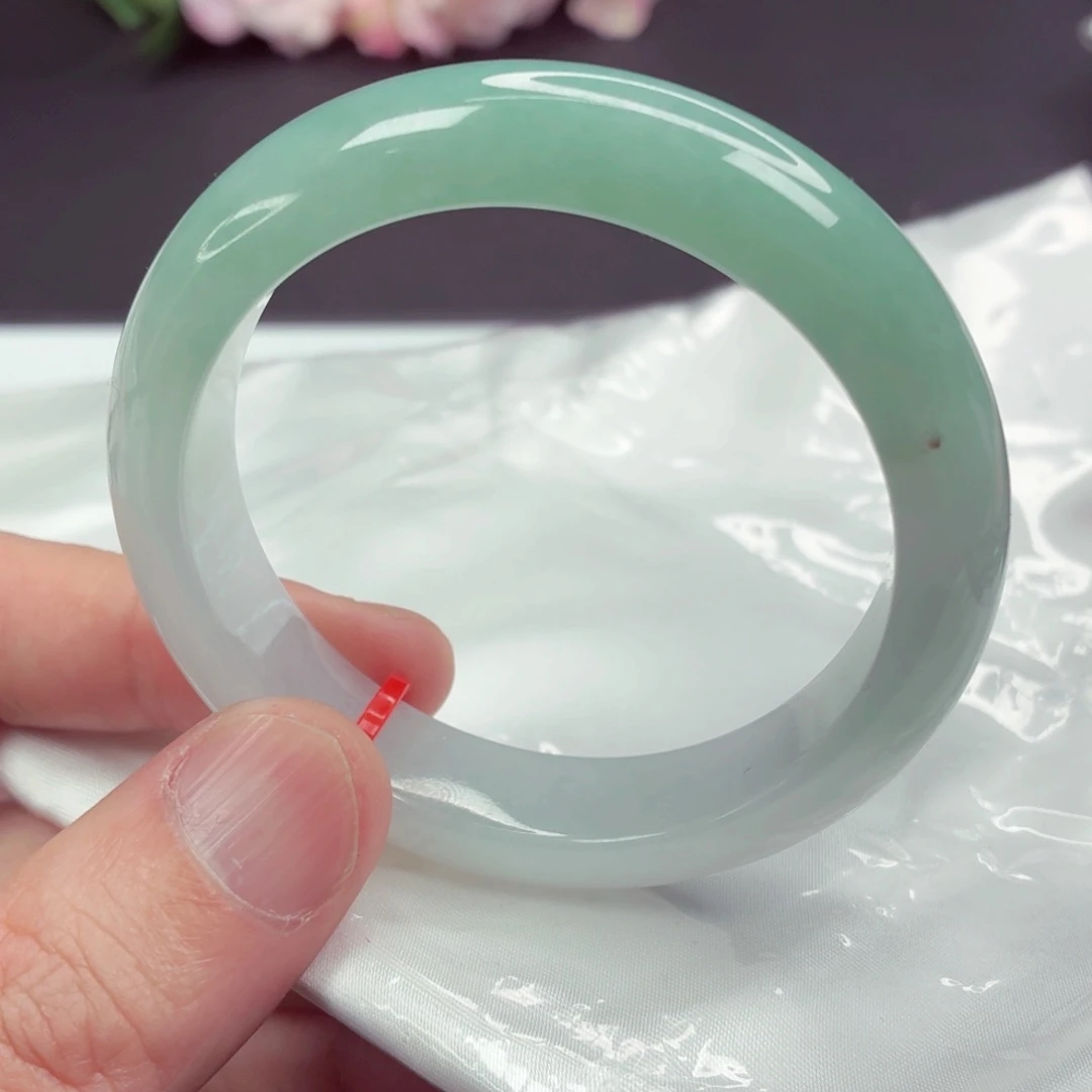 翡翠未镶嵌手镯53圈