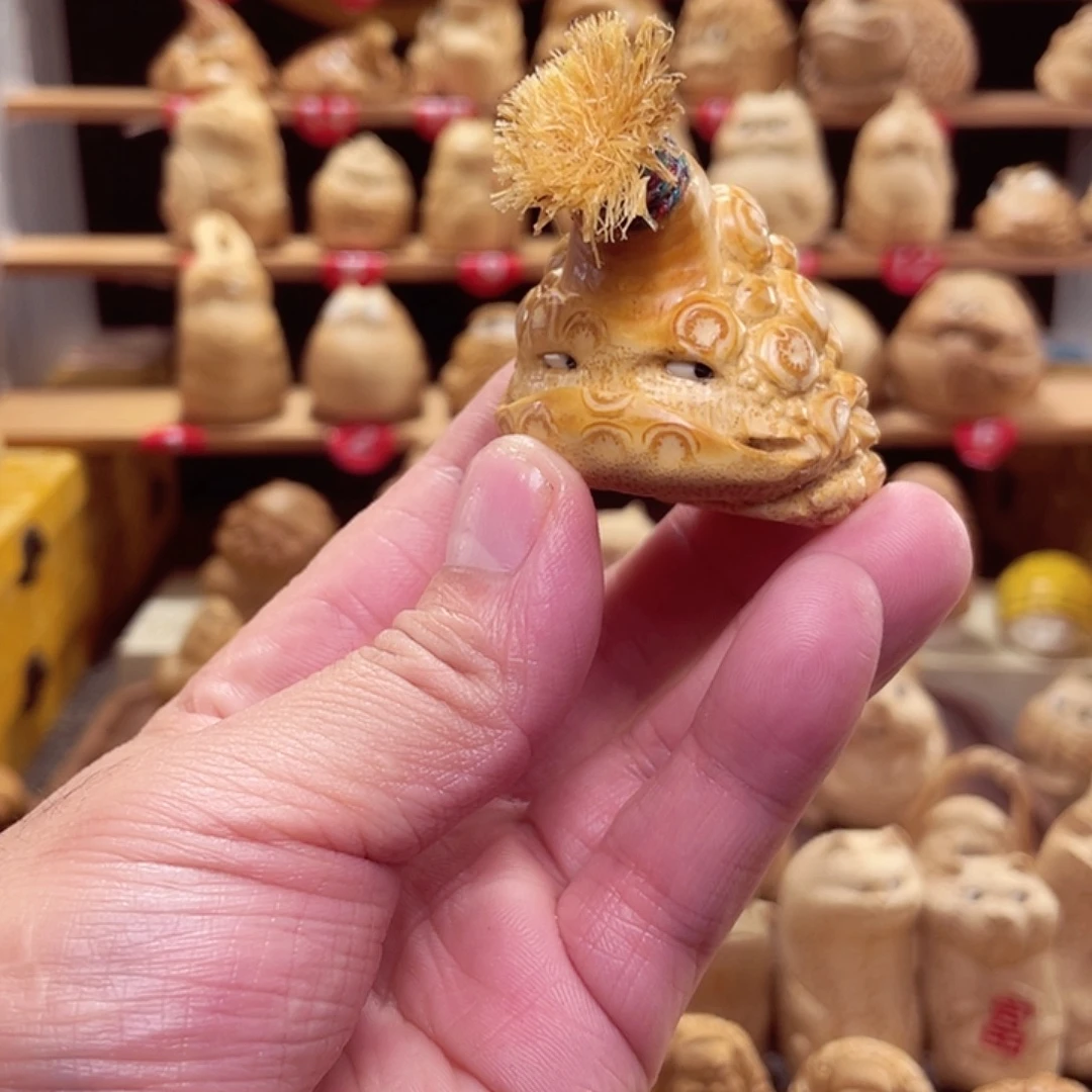 竹竹根雕金蟾手把件