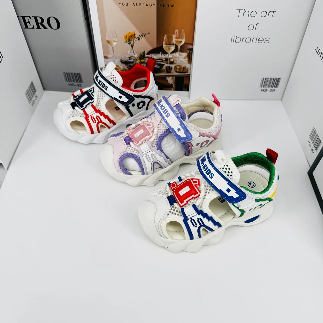 551~儿童夏季时尚透气软底舒适运动机能包头凉鞋 夏款童包男女童