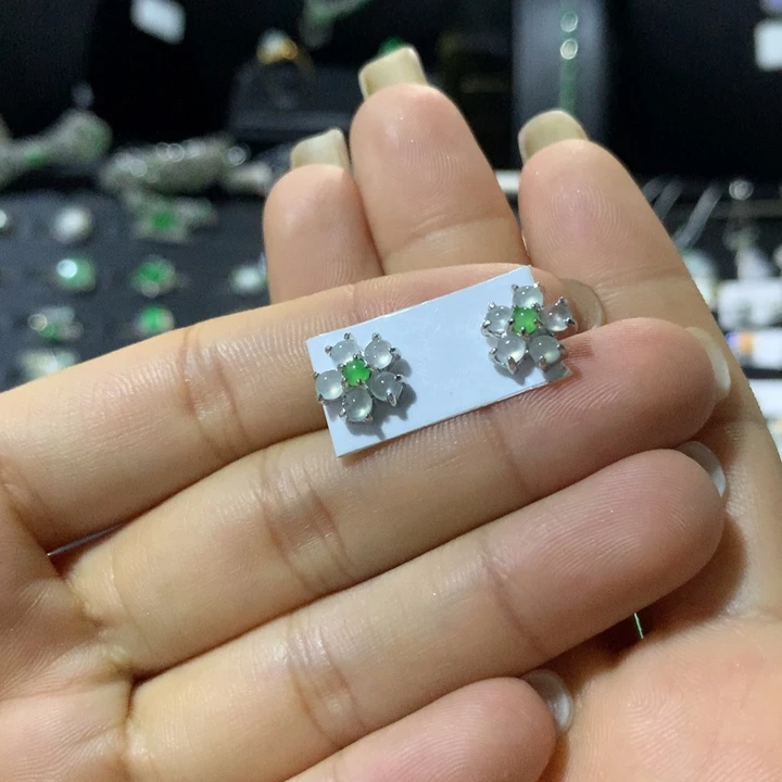 银S925镶嵌翡翠耳饰