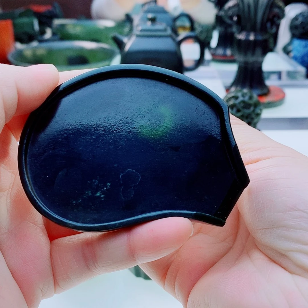 未镶嵌和田玉摆件