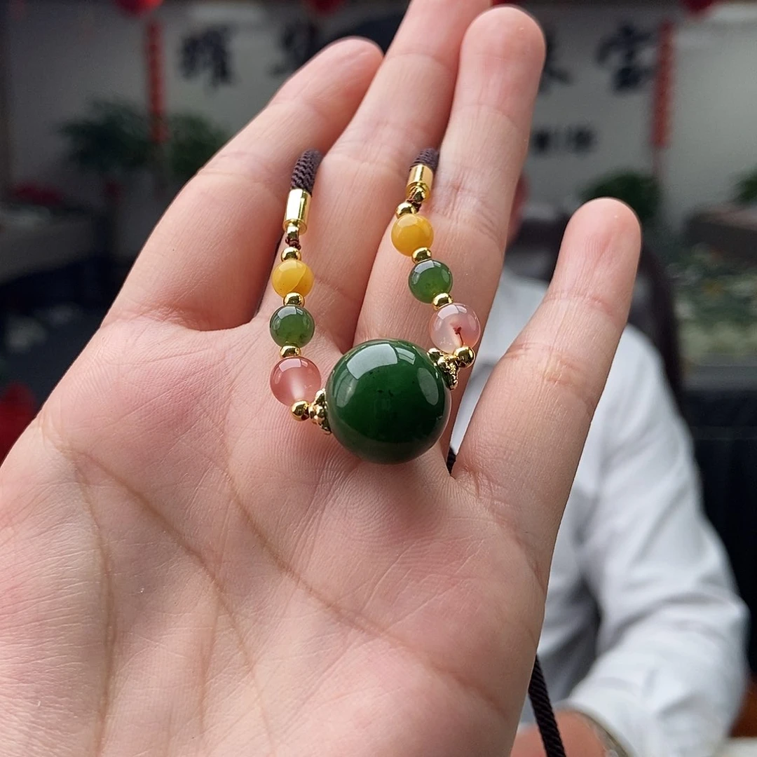 和田玉颜色多样性发拍一发一未镶嵌