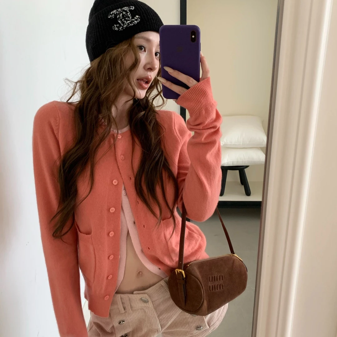 2025秋季新款韩版假两件针织开衫女修身显瘦长袖百搭上衣高腰短裤