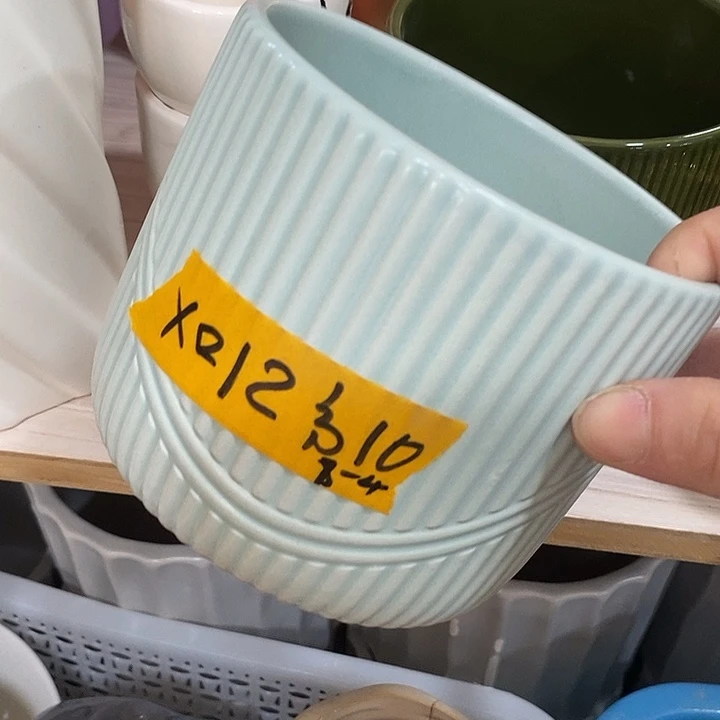 陶摆件陶盆有孔 瑕疵介意勿拍陶盆有孔 瑕疵介意勿拍