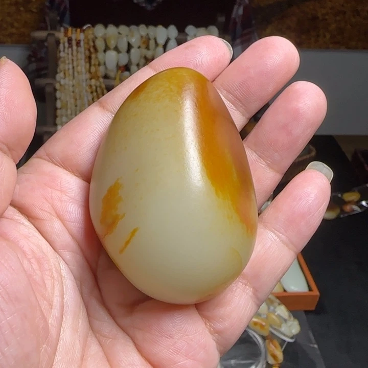 和田玉把件未镶嵌118克