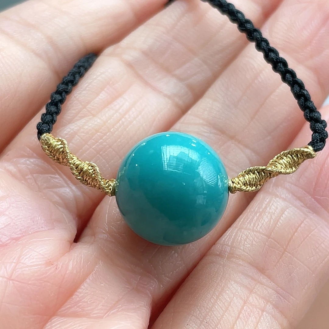 未镶嵌绿松石颈饰