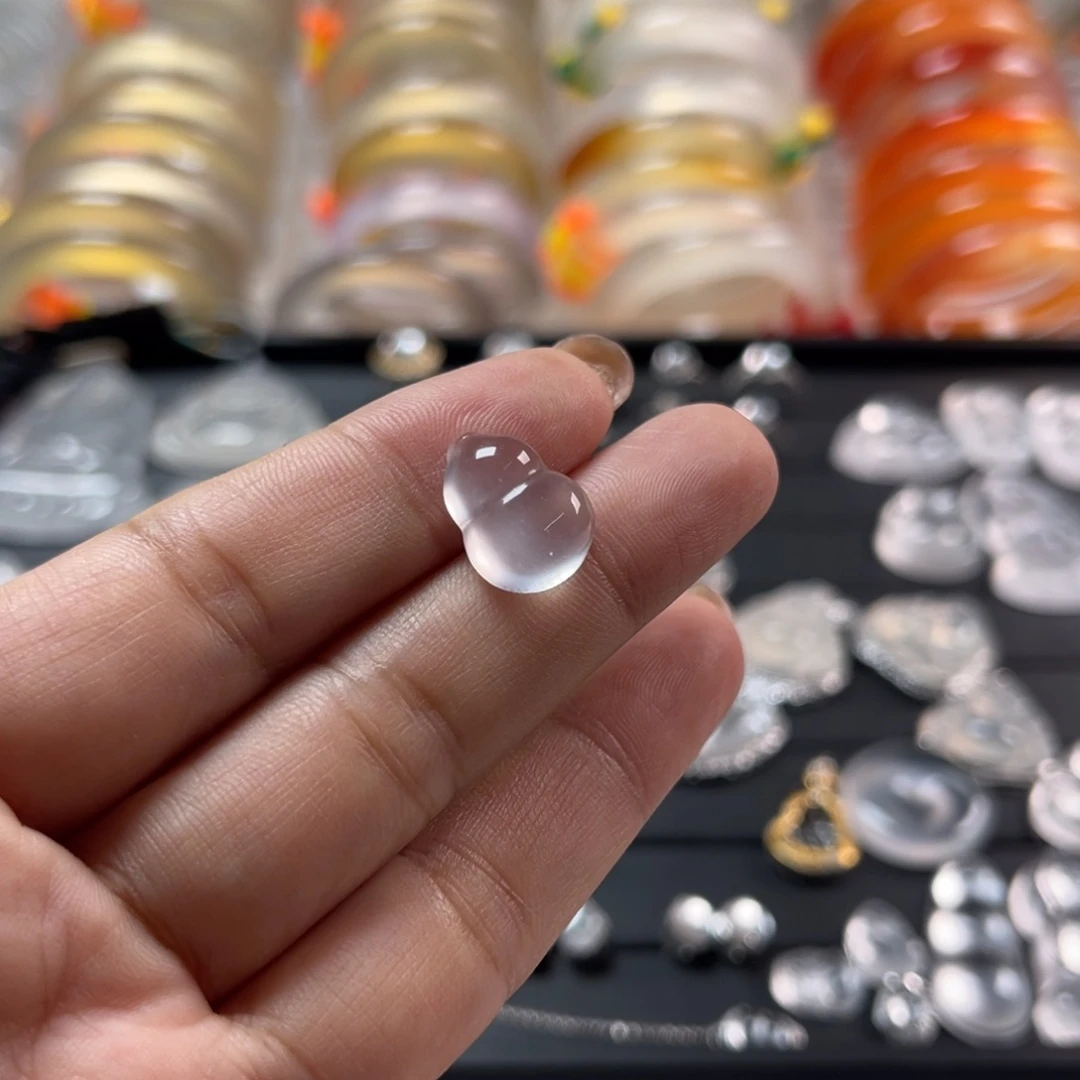 玛瑙/玉髓手镯未镶嵌8*?