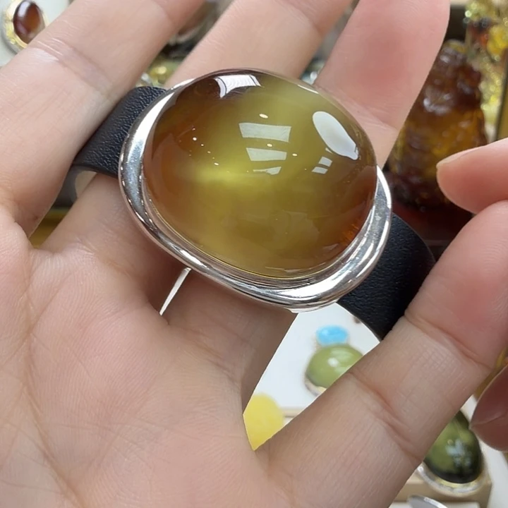 琥珀未镶嵌珠宝奇石