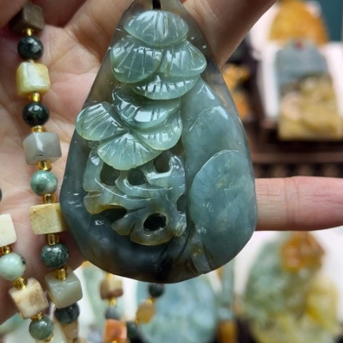 岫玉挂件未镶嵌挂件