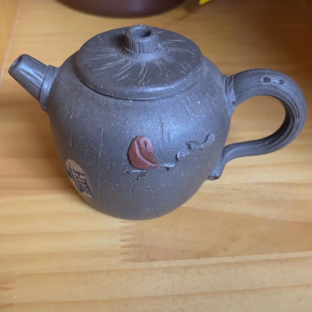 茶壶底槽青紫砂艺术作品