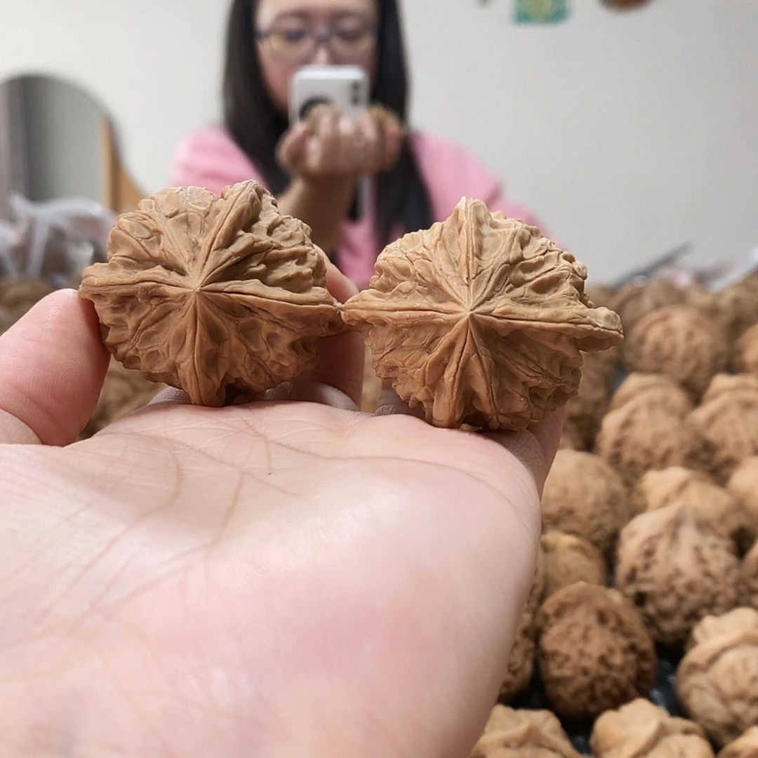 文玩核桃吊坠玉玺四棱