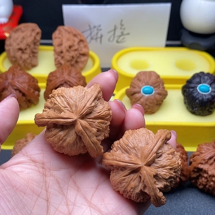 祥****把件文玩核桃42白狮子