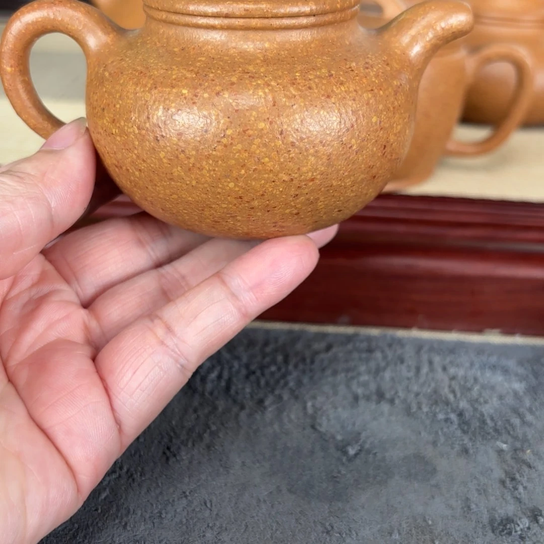 紫砂茶壶梨皮黄段连子120