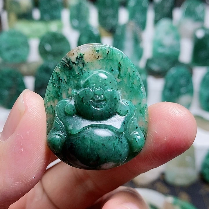 未镶嵌独山玉颈饰