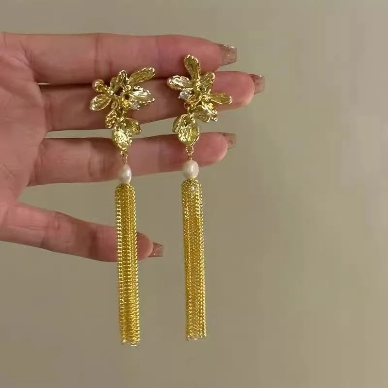 金色金属蝴蝶花朵中式流苏耳环轻奢高级复古设计小众耳钉气质耳饰