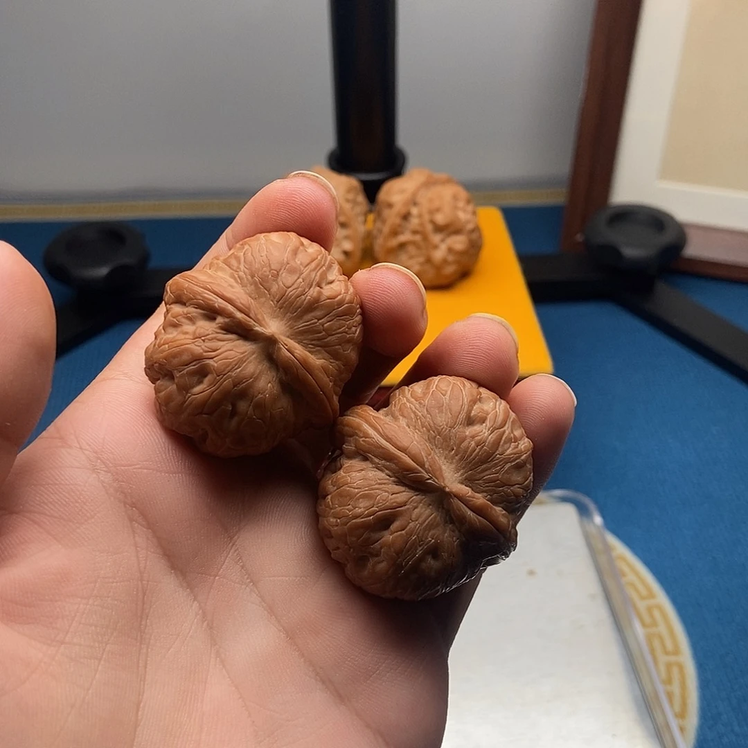 S***r吊坠文玩核桃元宝