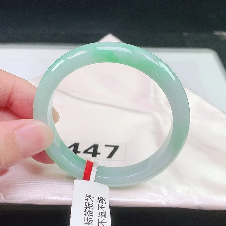 翡翠未镶嵌手镯447