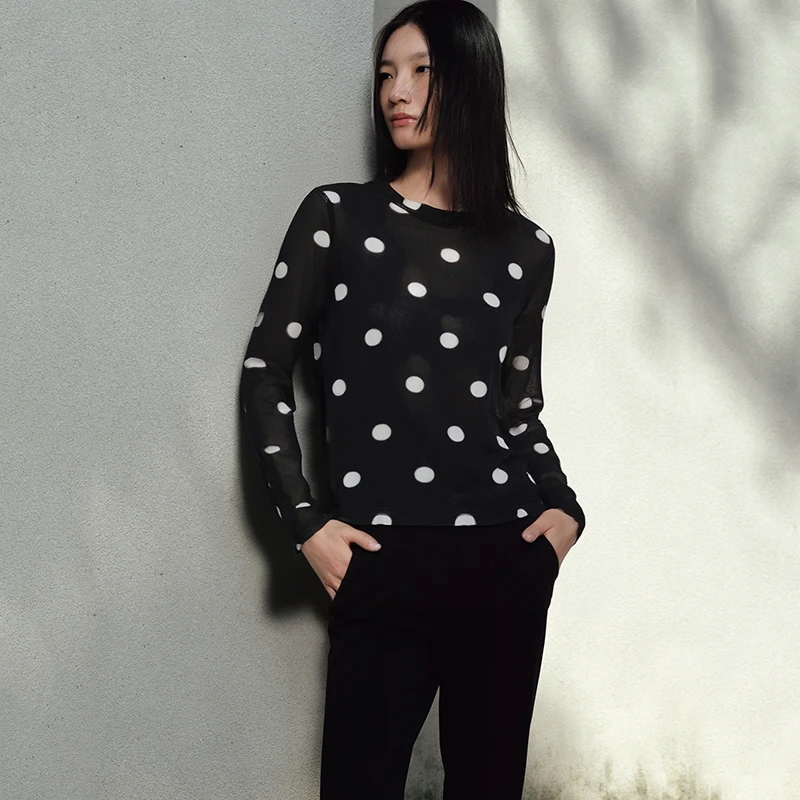 38424【依系列】波点透感圆领套头长袖T恤2J113019D