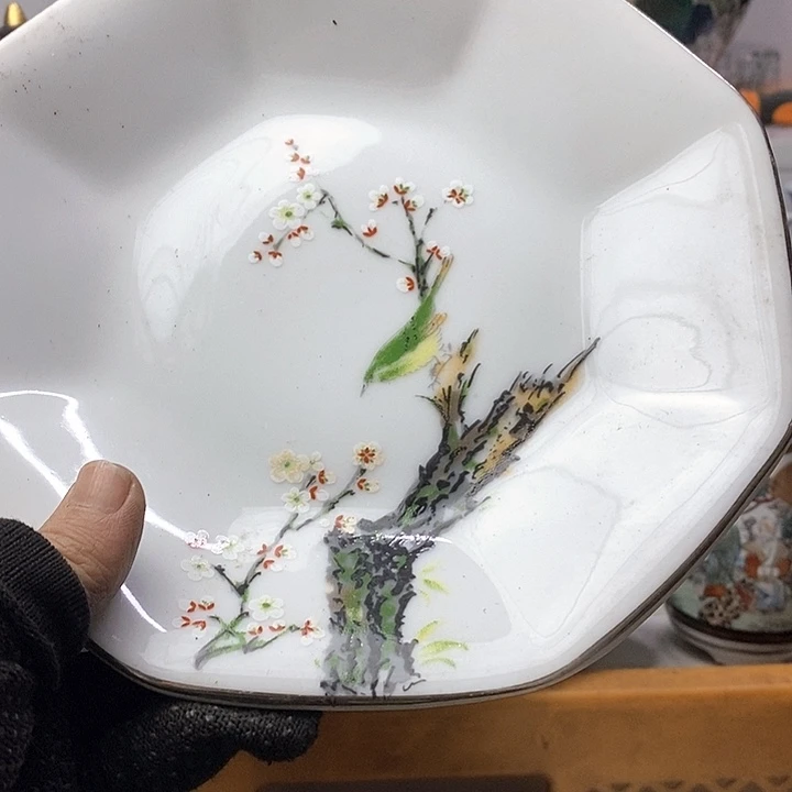 瓷片江**榆真不知道怎么就哭醒啦