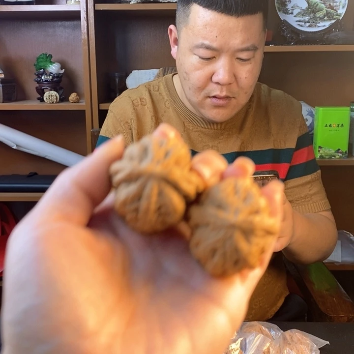 文玩核桃把件坏*粗筋
