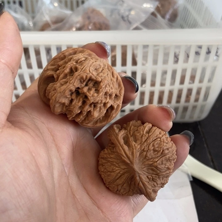 吊坠文玩核桃龙洞玉