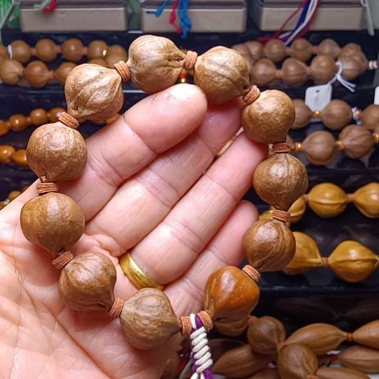 手串/手链橄榄核橄榄核手串三花铁核鸡血红老料小鸟核1.9