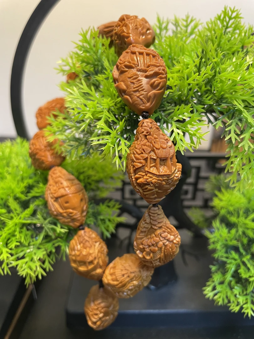 苏州园林橄榄核雕手串
