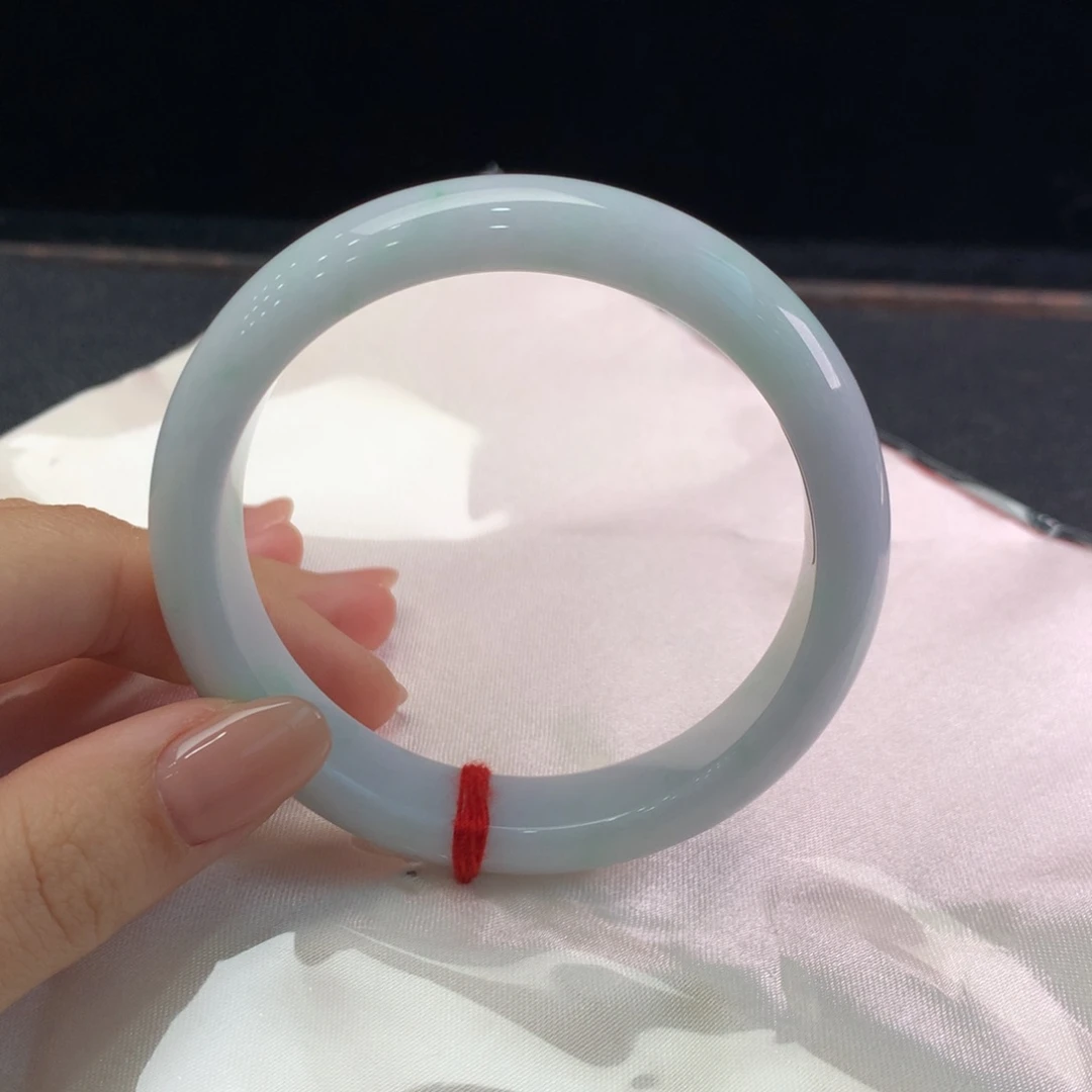 翡翠未镶嵌手镯缅甸A货翡翠 白底阳绿57 58