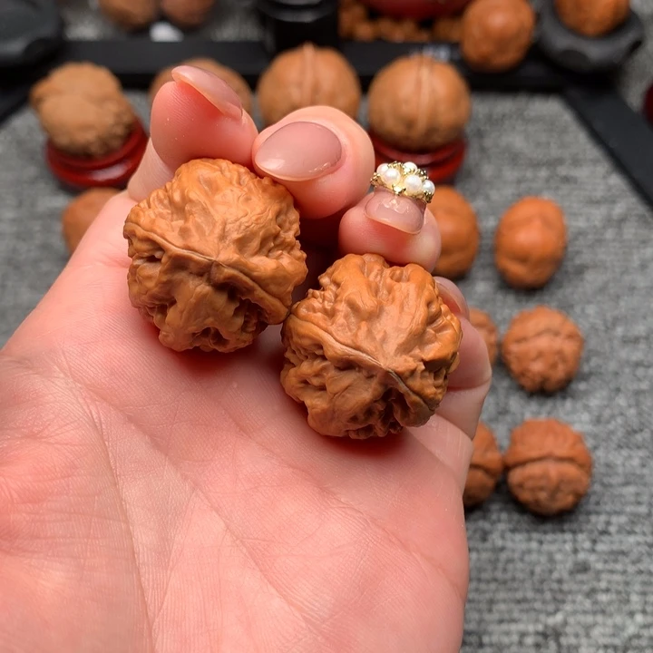 吊坠文玩核桃麻花