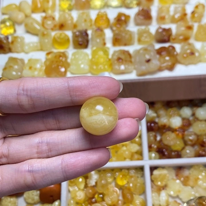 琥珀未镶嵌裸石圆珠