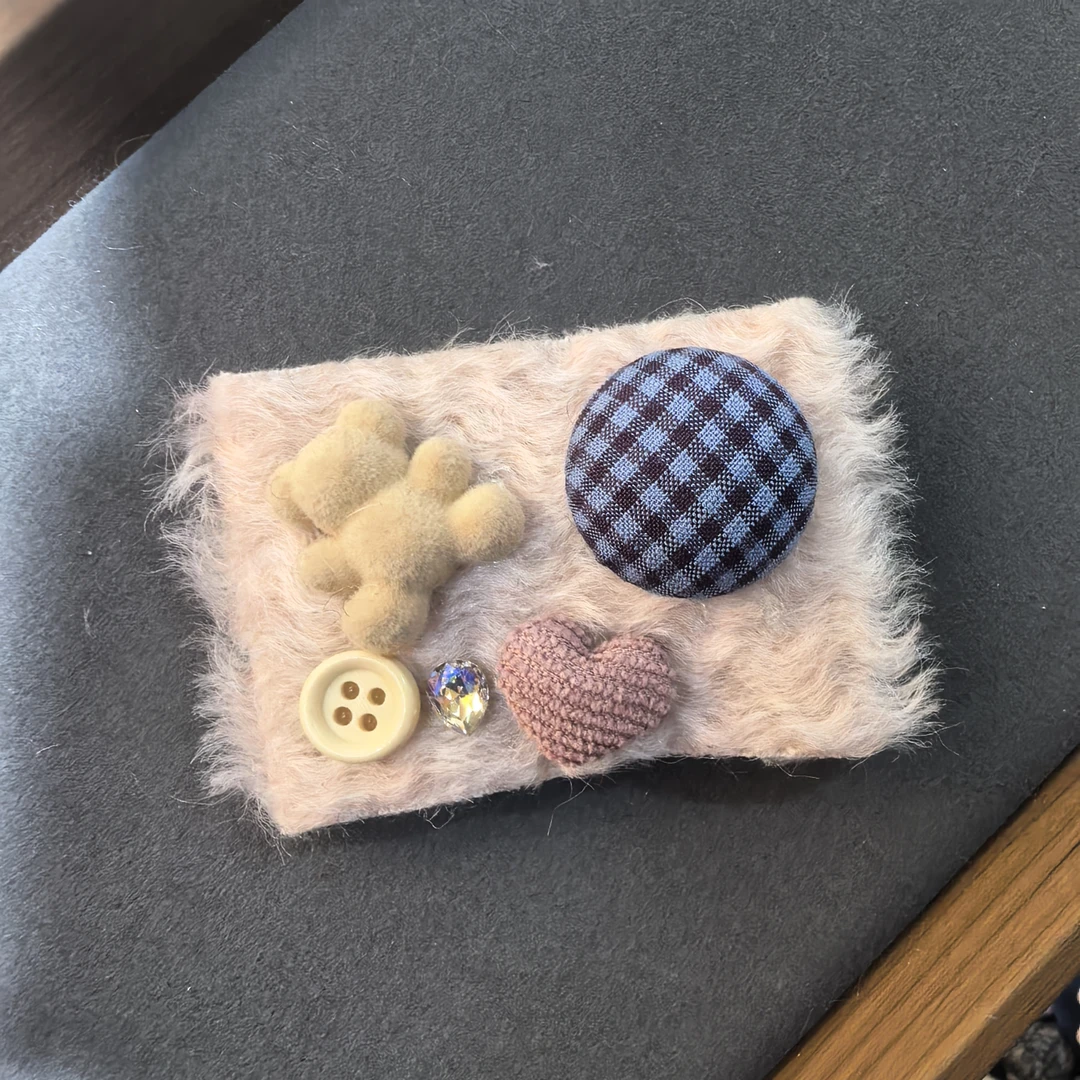 F663咖色小熊粉色爱心毛毛边夹