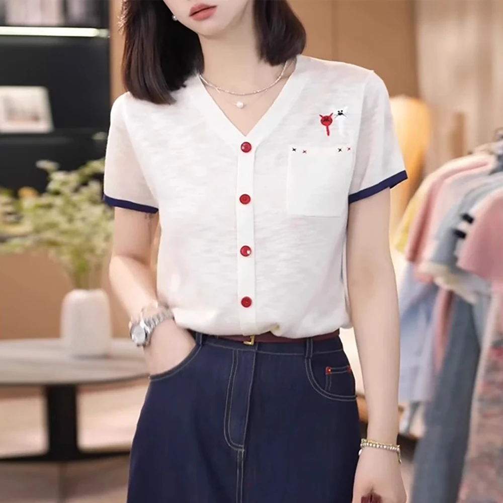2025夏季新款女士白色V领短袖亚麻T恤刺绣冰丝针织宽松显瘦上衣