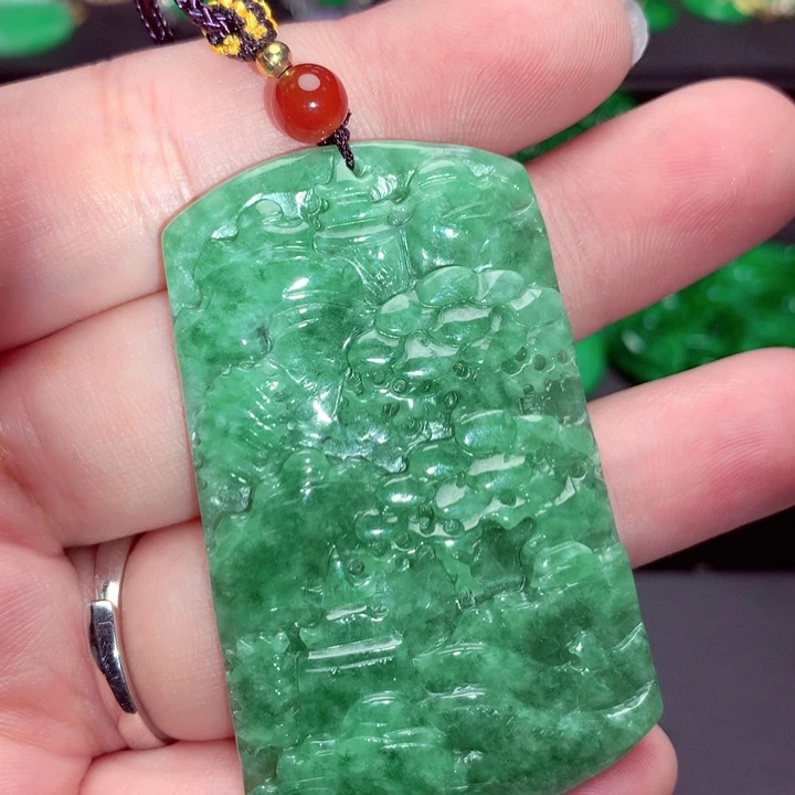 吊坠(不含链)未镶嵌翡翠