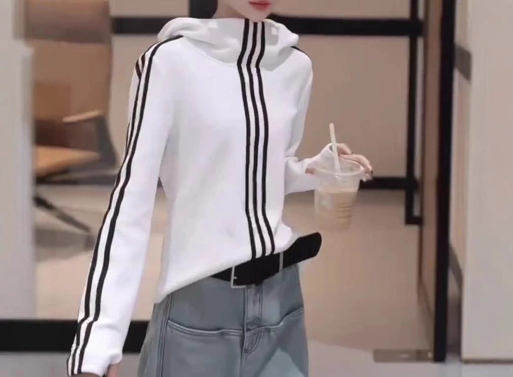 241238大爱新款T恤秋冬三条打底杠连帽百搭时尚德绒设计长袖上衣