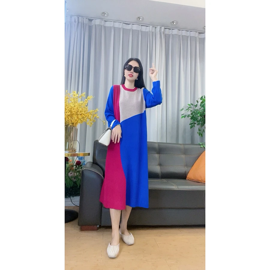 4399 早秋新款大码女装长袖连衣裙中长款宽松裙子