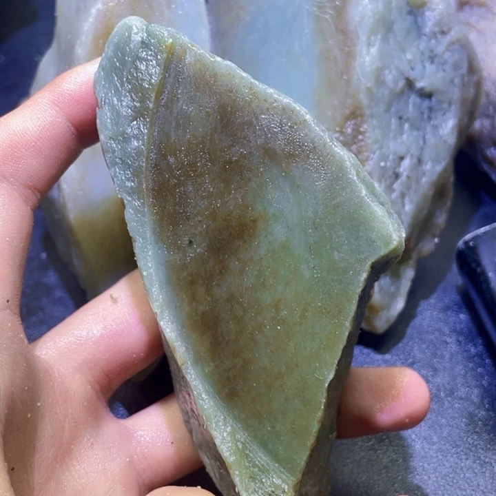 和田玉未镶嵌珠宝半成品