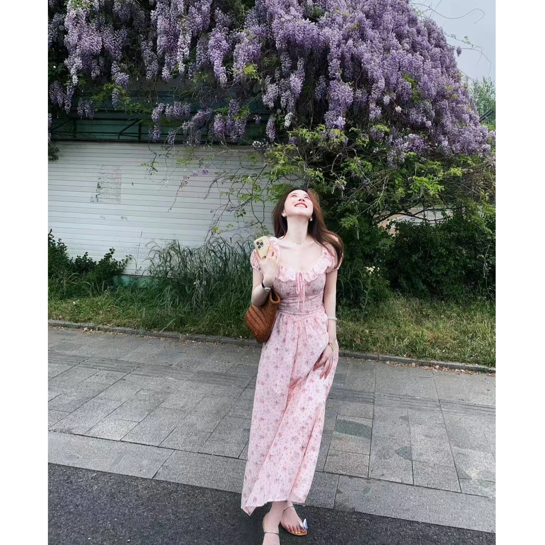 法式泡泡袖独特漂亮连衣裙女2025夏季新款a字碎花收腰气质长裙子