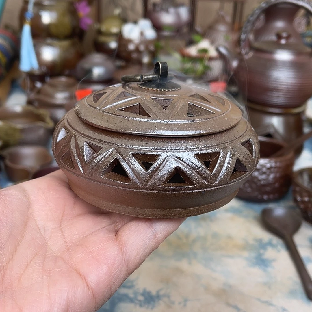 纯手雕镂空香炉啊