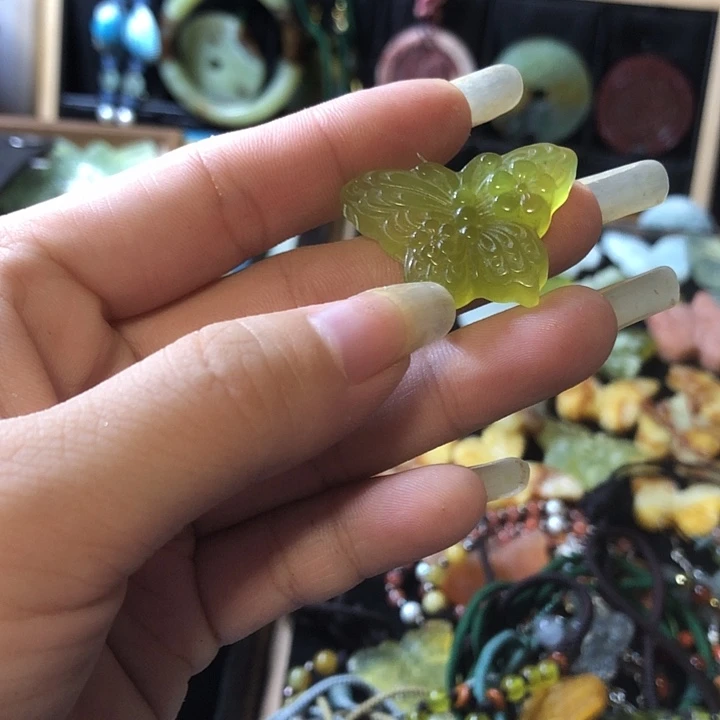 岫玉未镶嵌岫玉挂件
