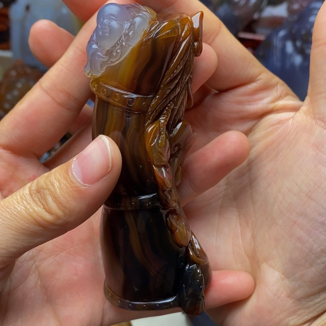 玛瑙/玉髓手把件未镶嵌海****代