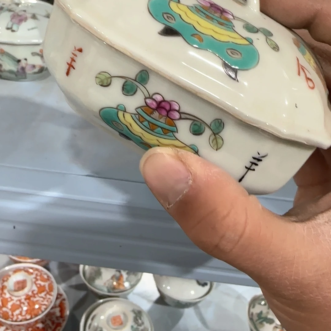 瓷片瓷器等艺术家都以精湛细腻
