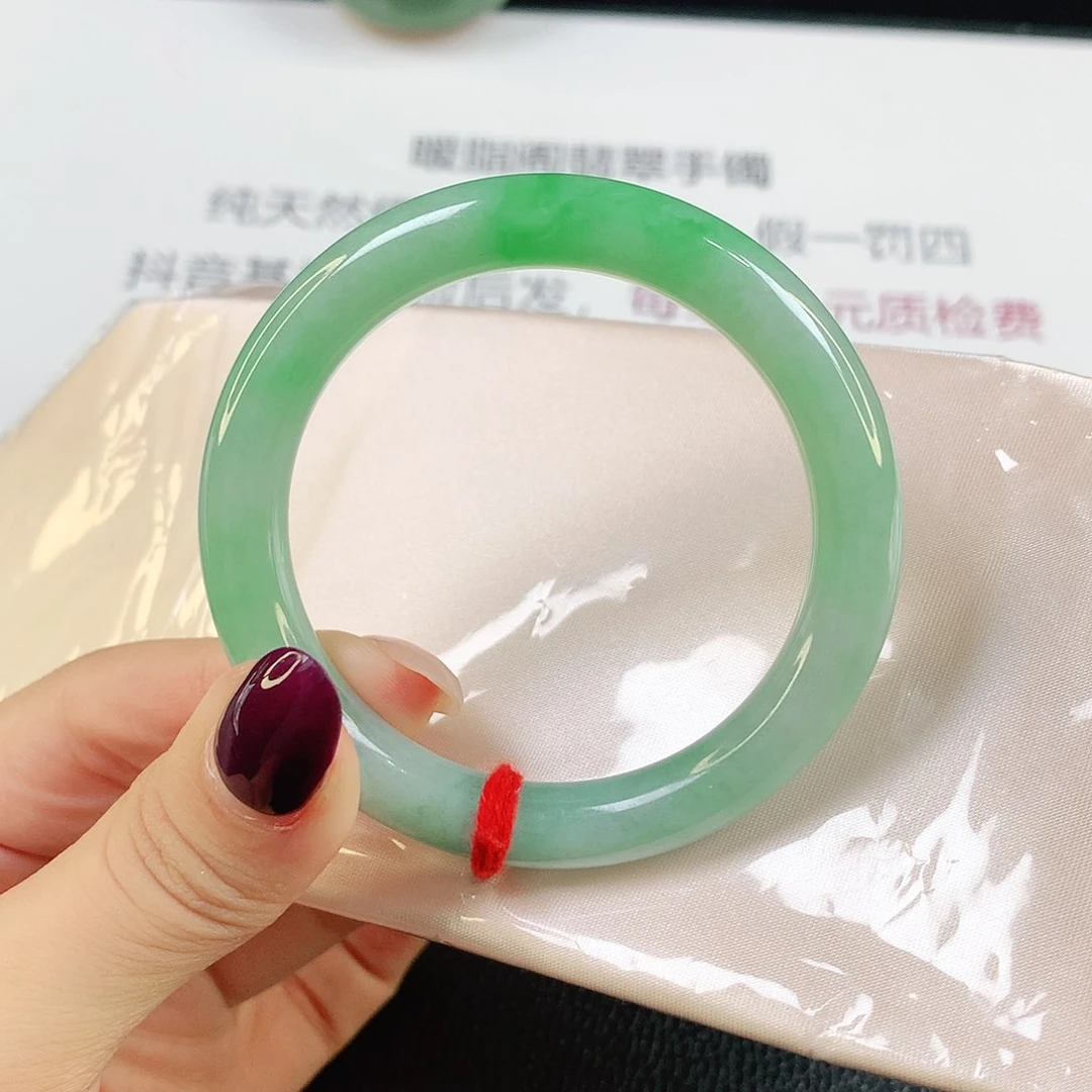 翡翠手镯未镶嵌缅甸天然1515