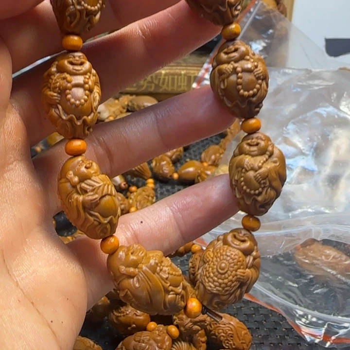 橄榄核手串/手链瑞兽弥勒