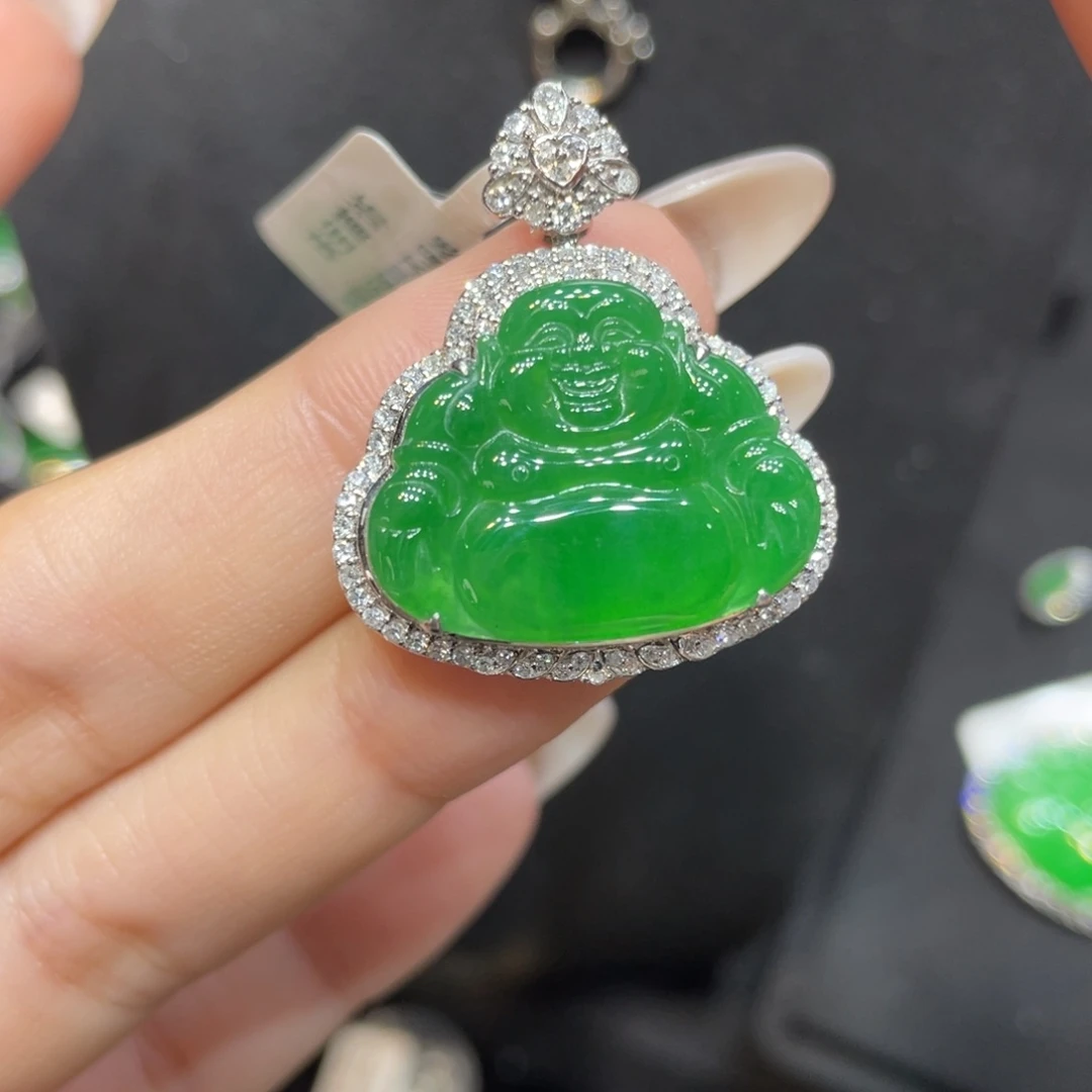 翡翠18K金镶嵌颈饰天然缅甸翡翠a货