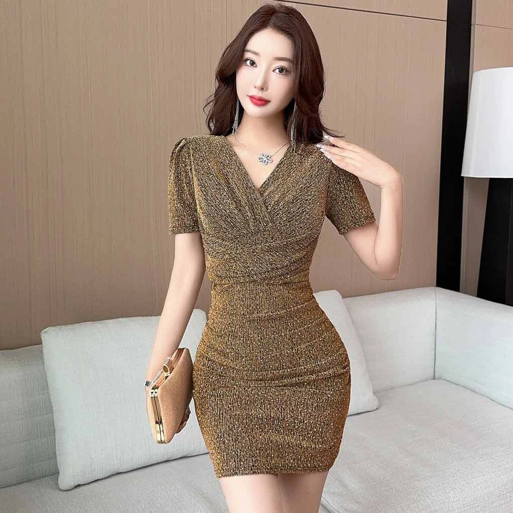 法式名媛收腰性感V领短袖连衣裙气质小众别致显瘦弹力紧身包臀裙