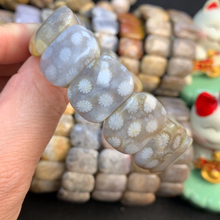 【闪购商品】硅化珊瑚（珊瑚玉）手链未镶嵌