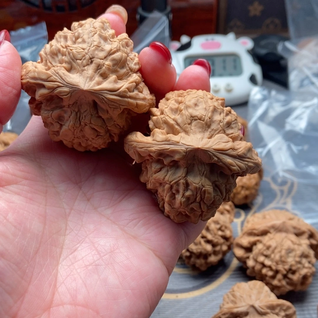 高***好文玩核桃吊坠核桃