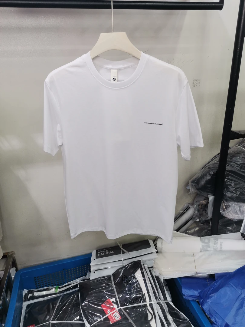 精品棉短袖简约时尚质量杠杠的