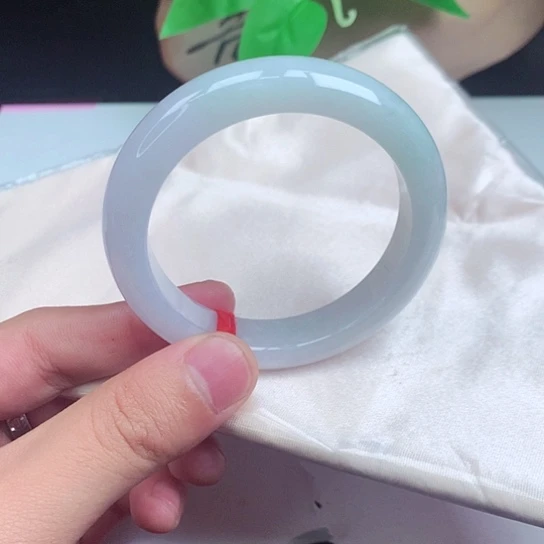 翡翠手镯未镶嵌正圈078
