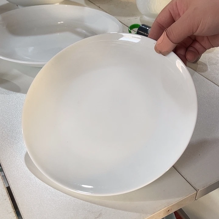 瓷片白色云白八英寸浅盘四个，包邮